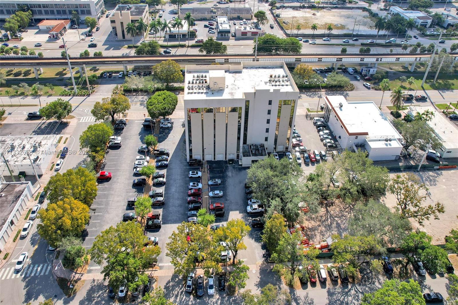 5915 Ponce De Leon Blvd Unit: 64