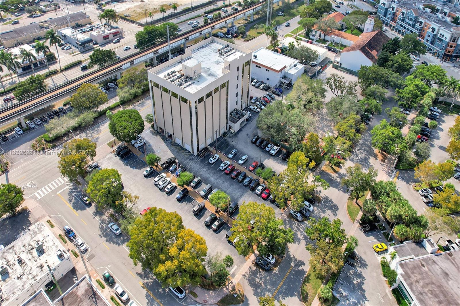 5915 Ponce De Leon Blvd Unit: 64