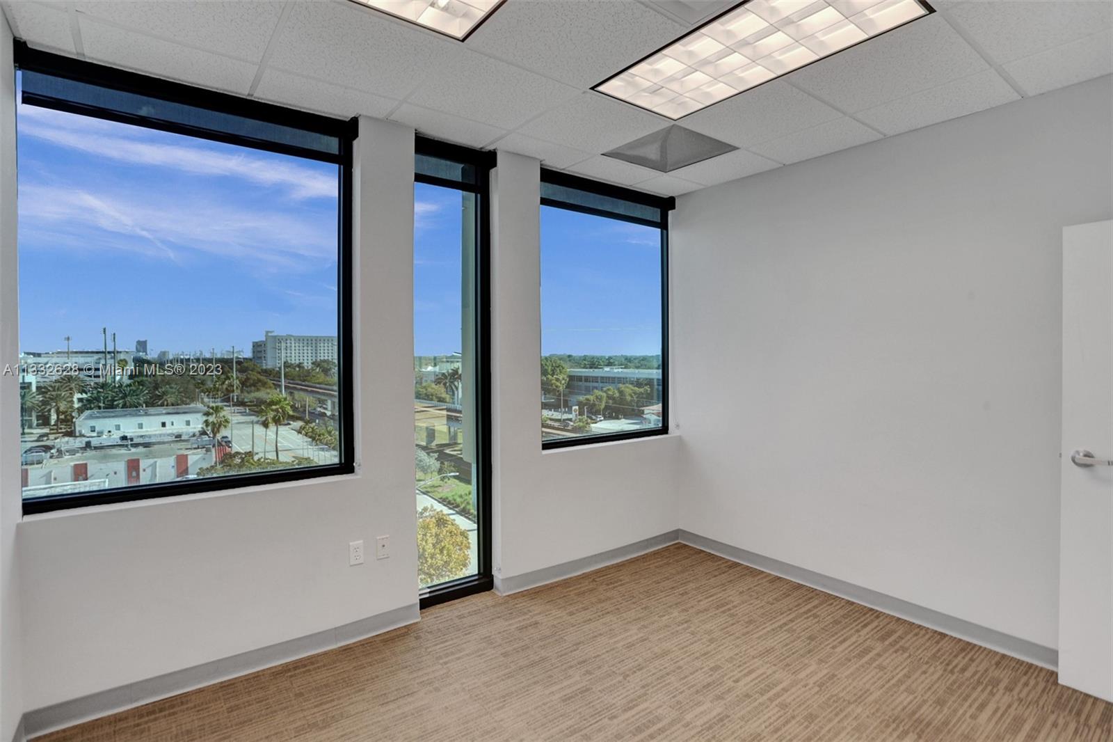 5915 Ponce De Leon Blvd Unit: 64