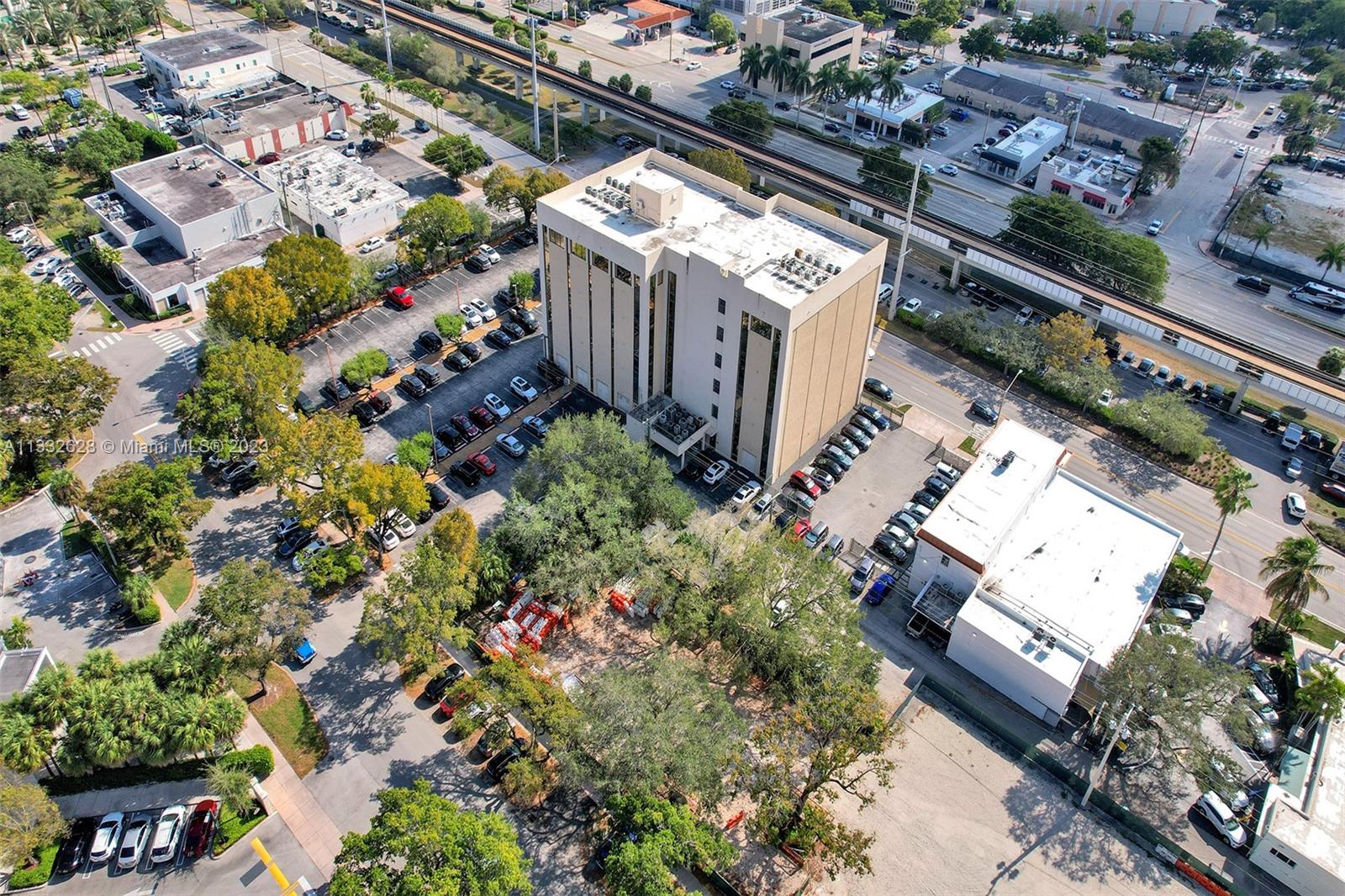 5915 Ponce De Leon Blvd Unit: 64