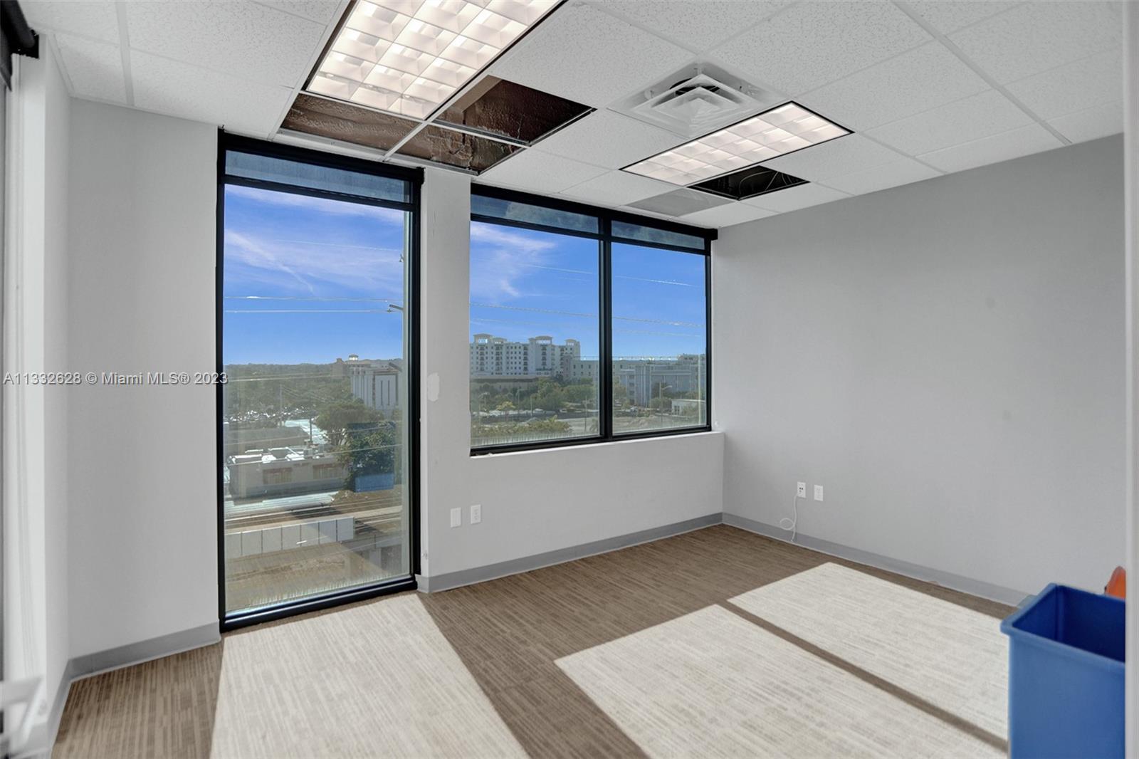 5915 Ponce De Leon Blvd Unit: 64