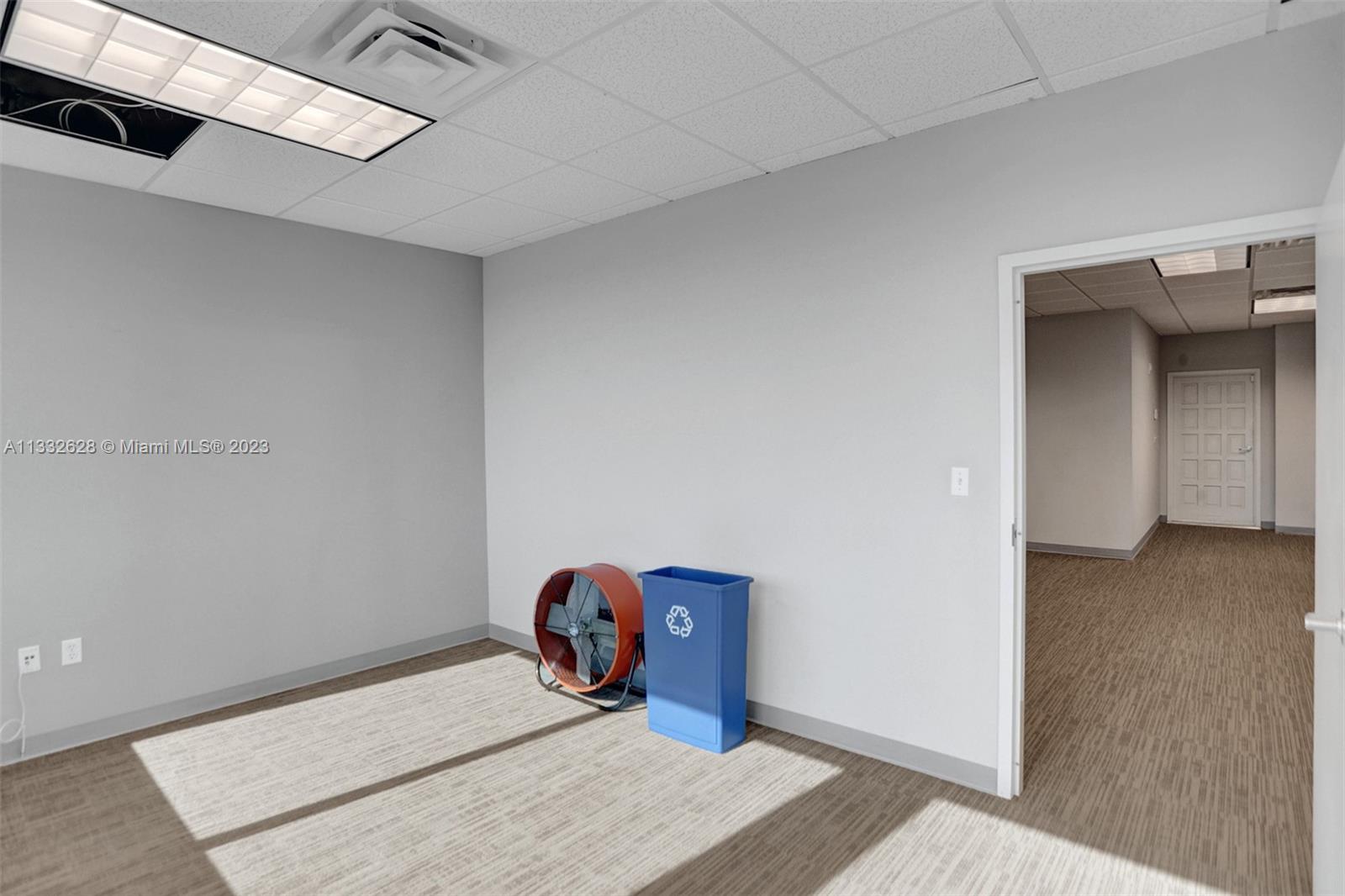 5915 Ponce De Leon Blvd Unit: 64