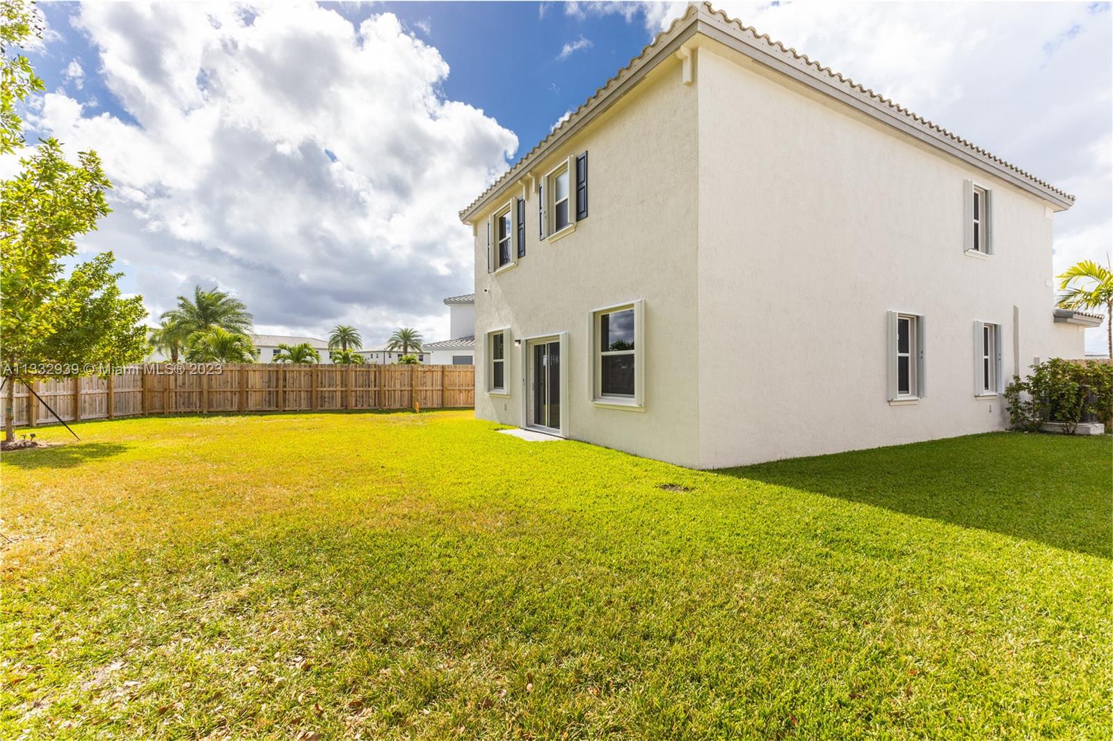 1429 SE 27th Ter