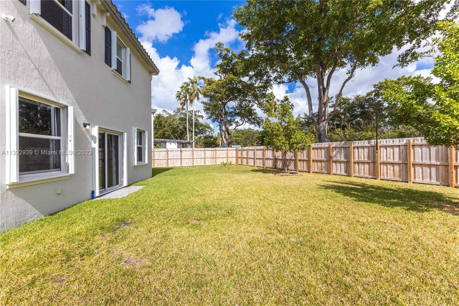 1429 SE 27th Ter