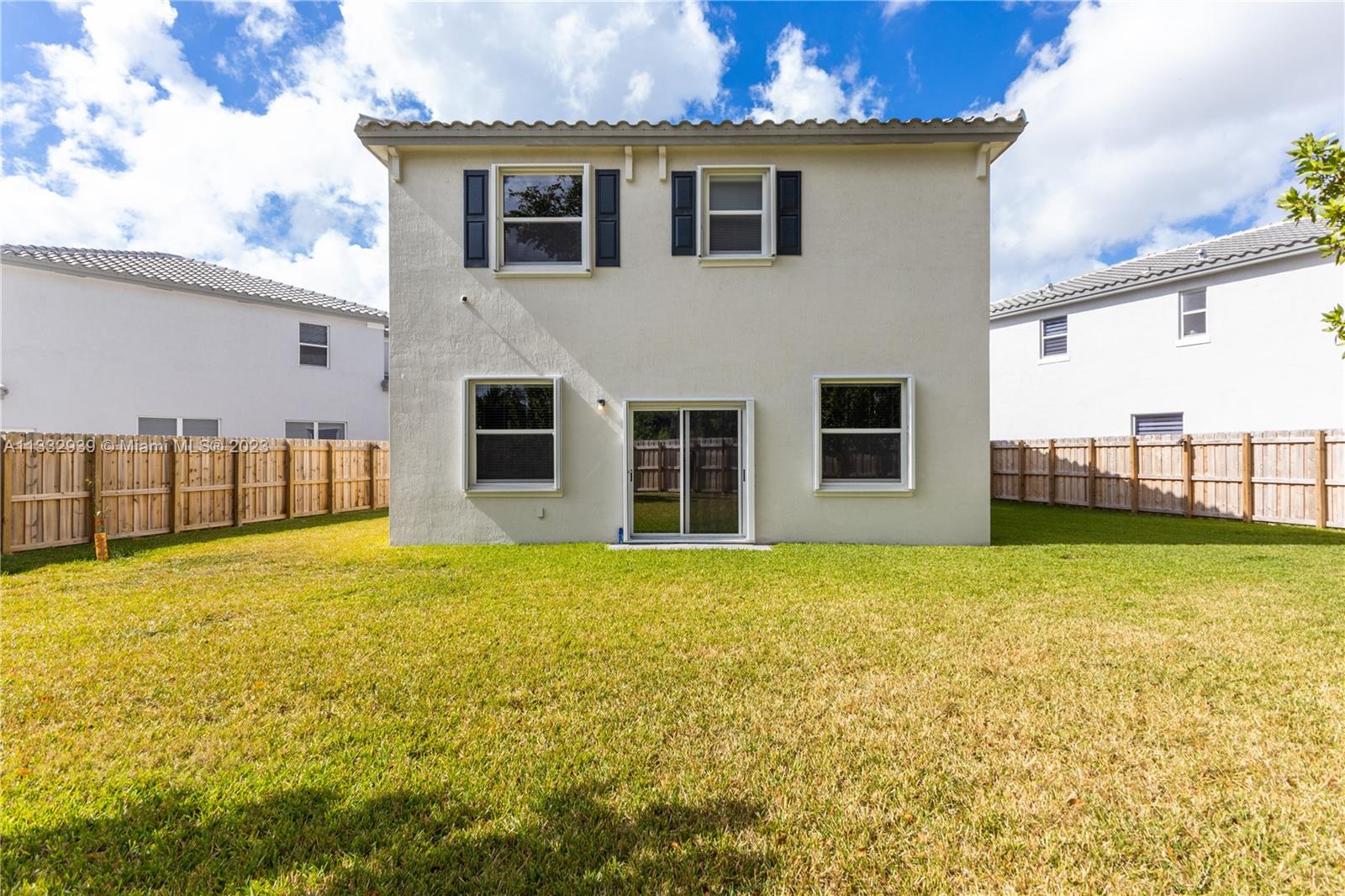 1429 SE 27th Ter