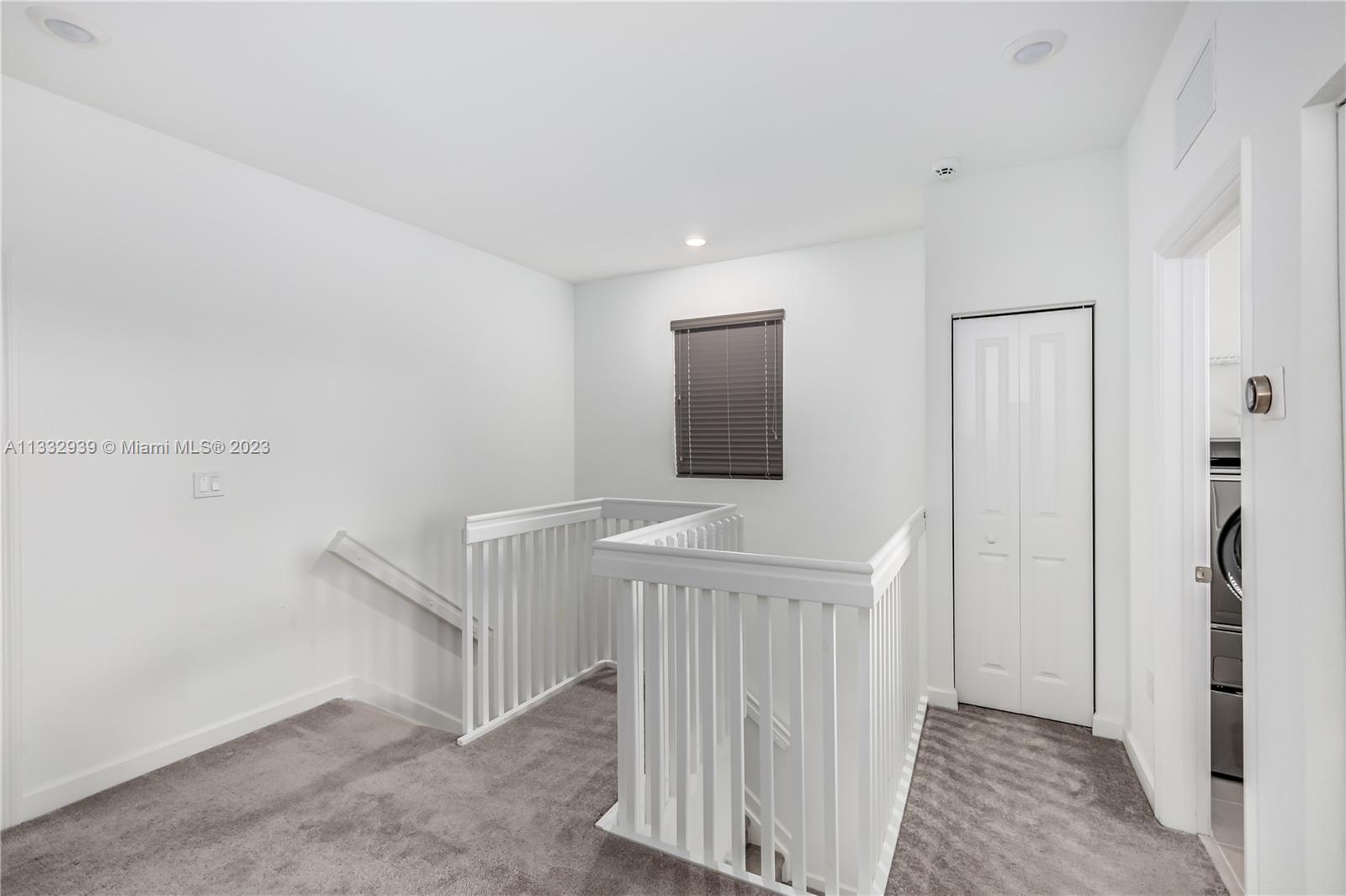 1429 SE 27th Ter