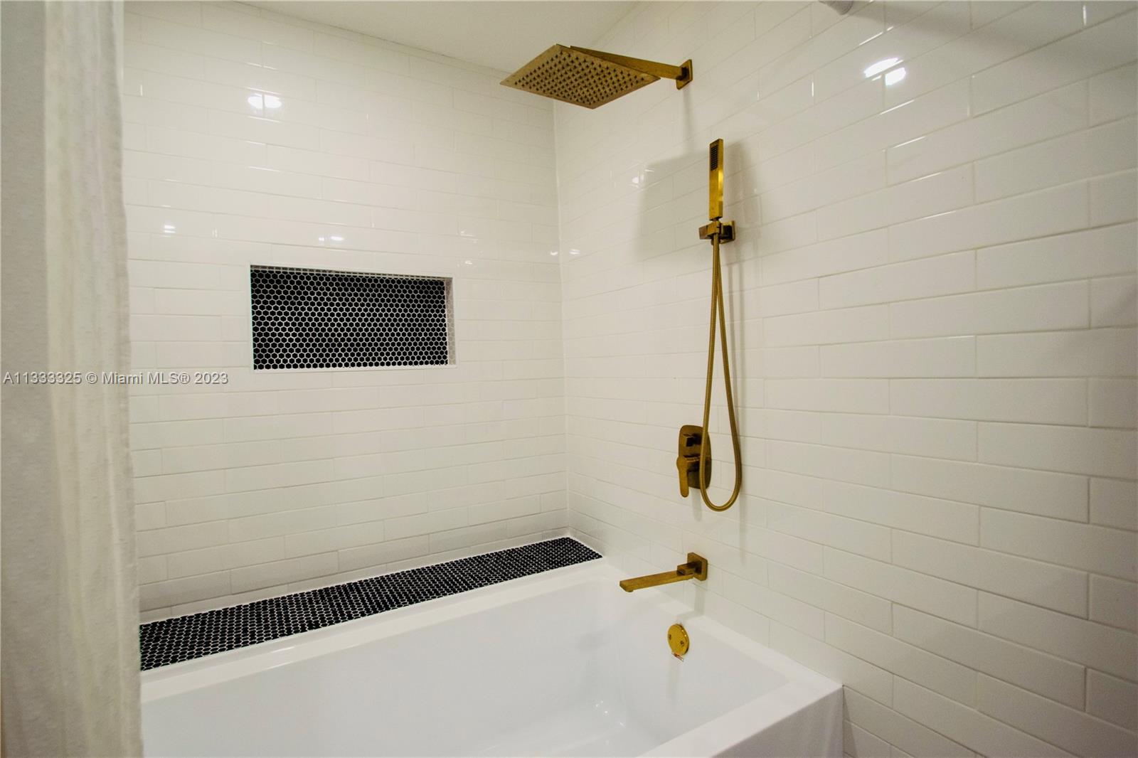 2720 SW 62nd Ave Unit: 0