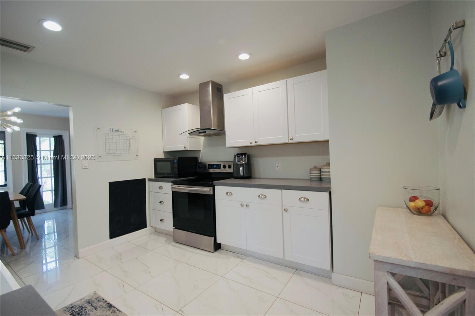 2720 SW 62nd Ave Unit: 0