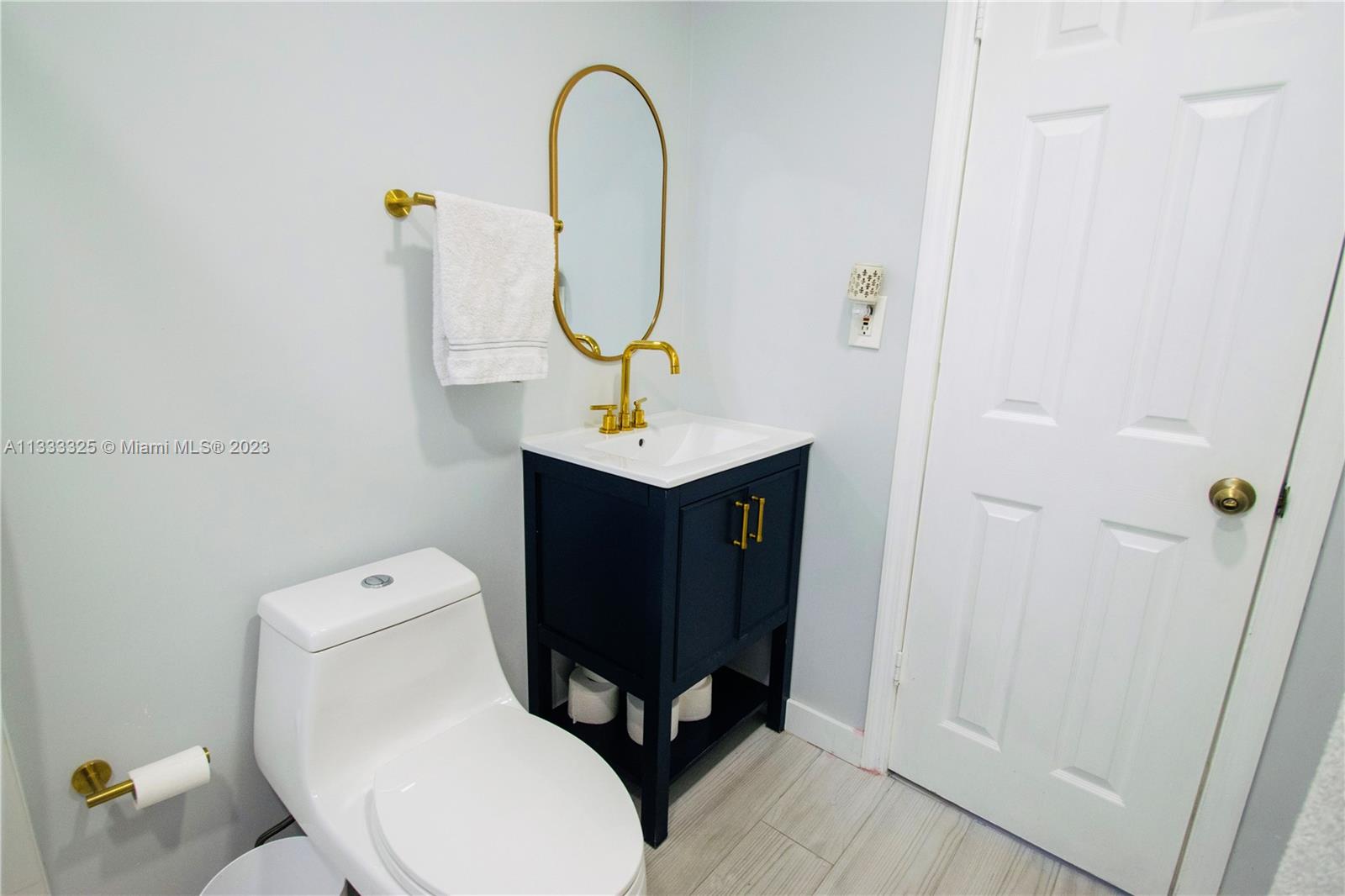 2720 SW 62nd Ave Unit: 0