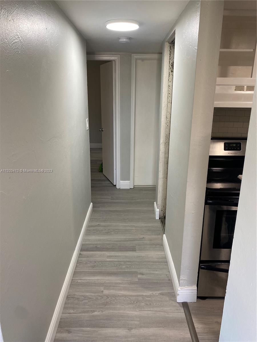 7961 SW 104th St Unit: B202