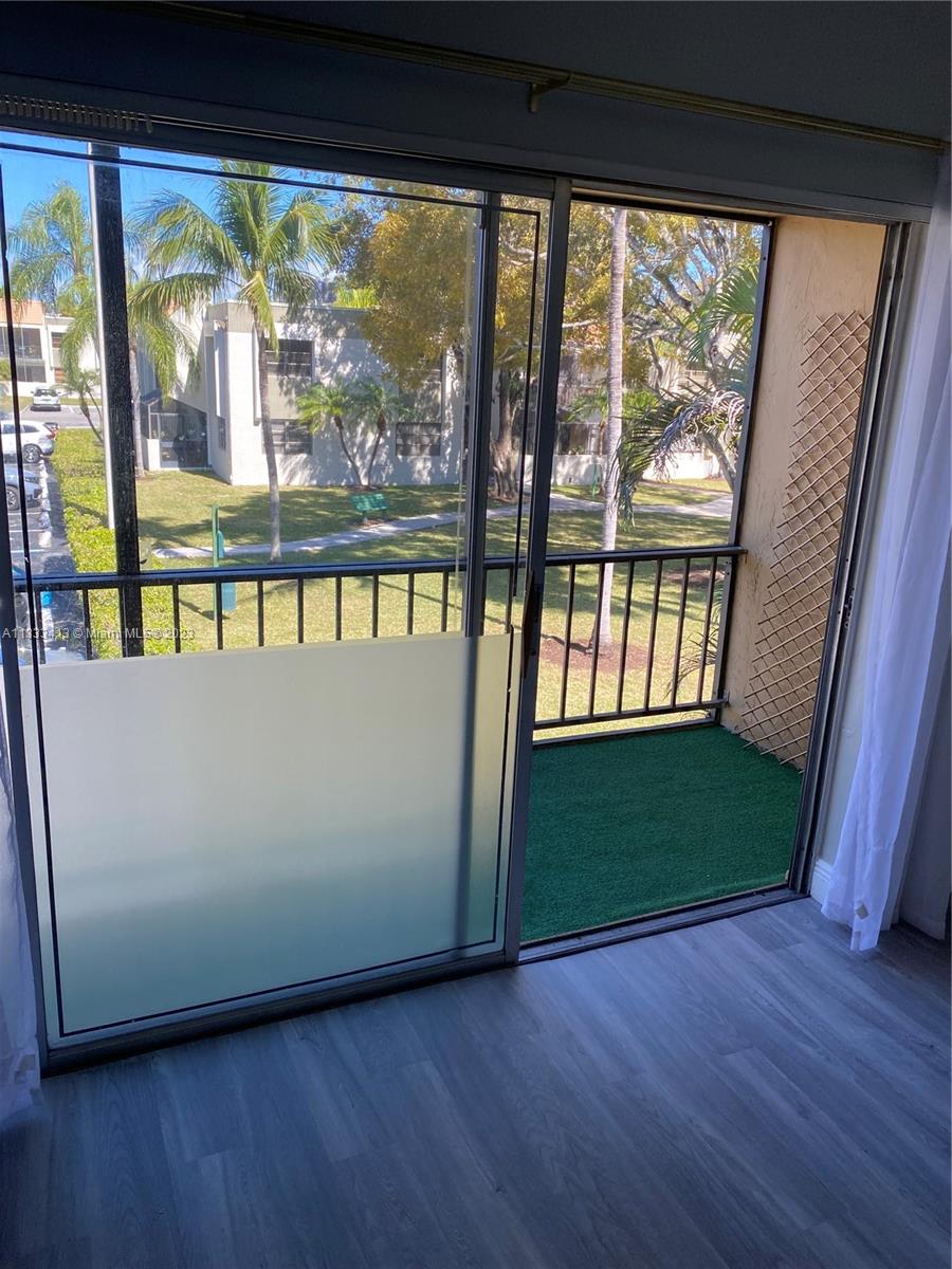 7961 SW 104th St Unit: B202