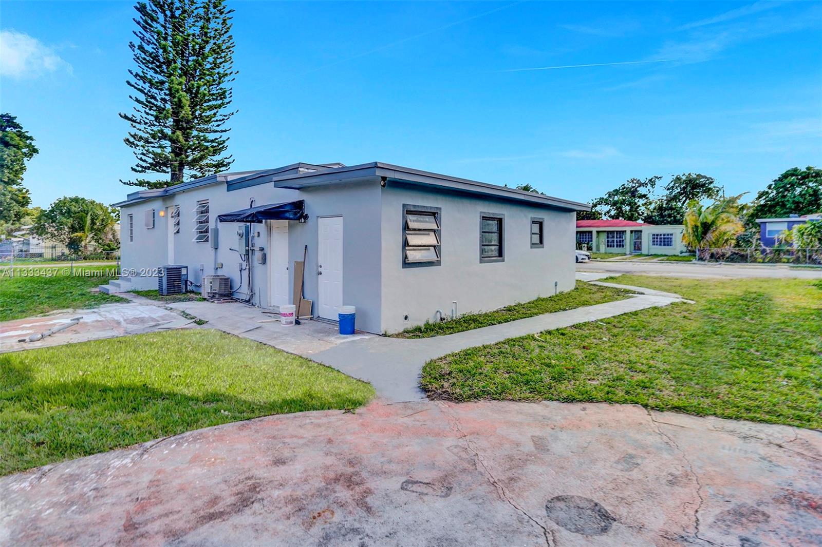 1101 NW 147th St