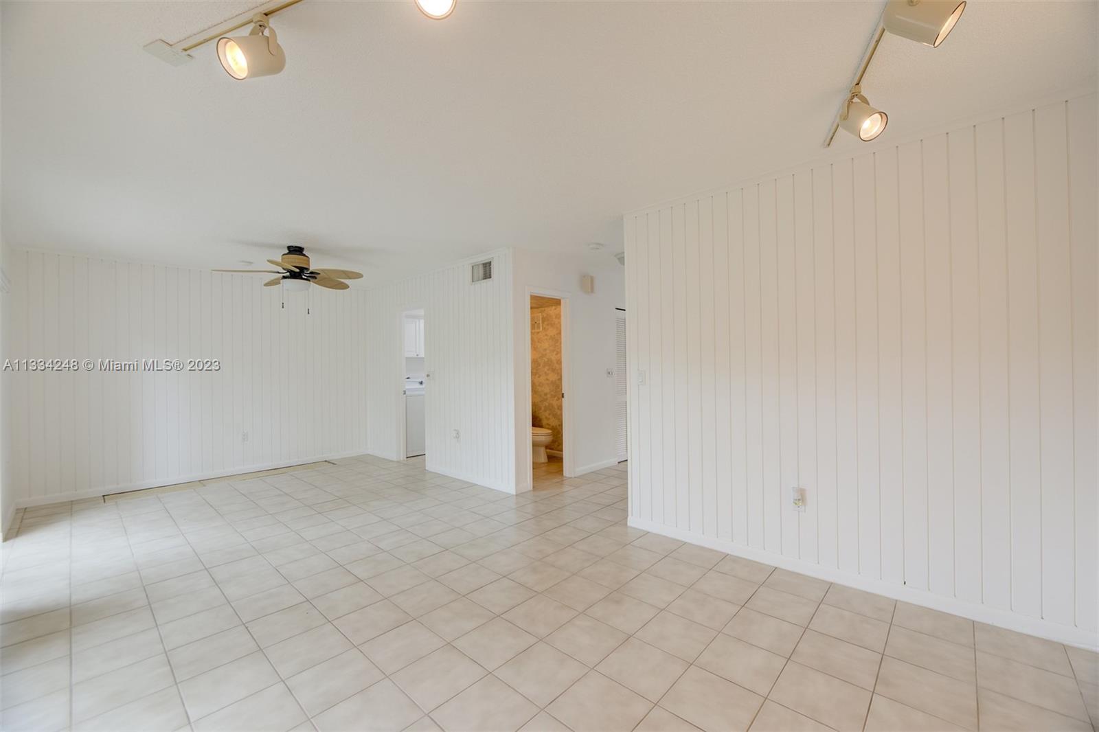 11017 SW 113th Pl Unit: 11017