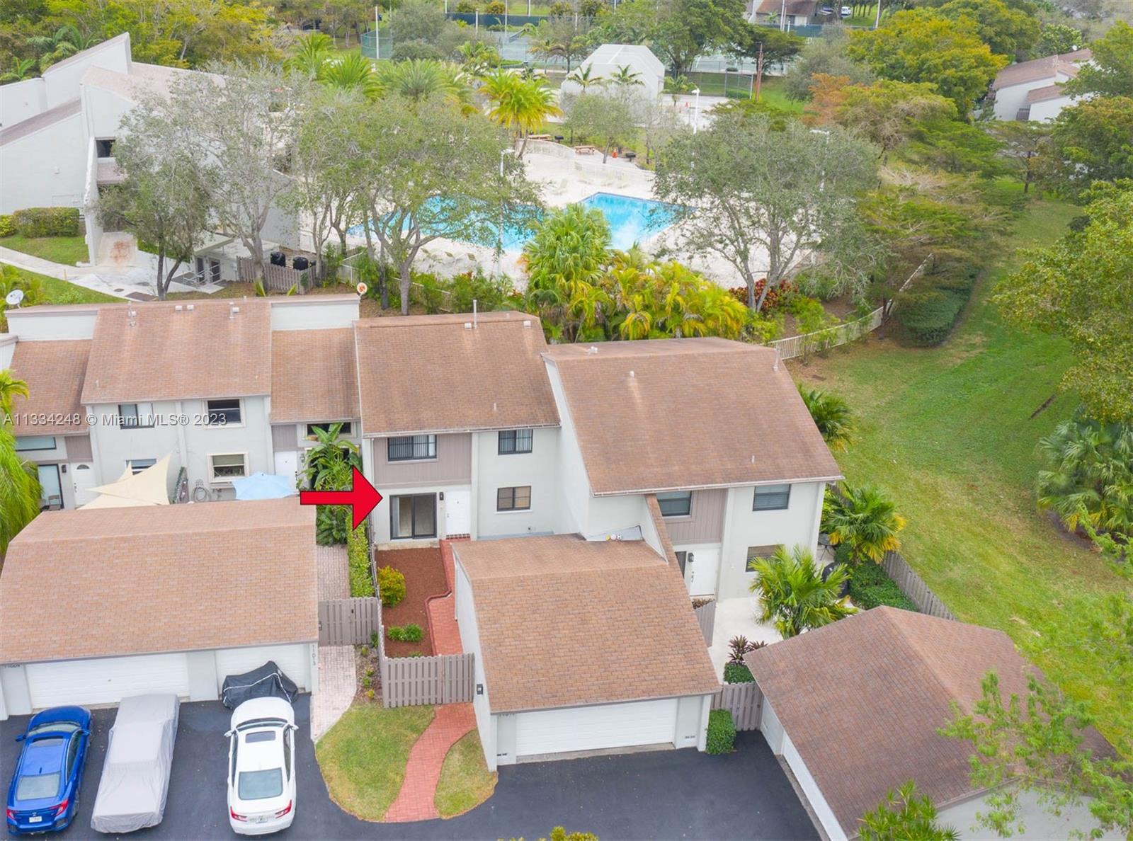 11017 SW 113th Pl Unit: 11017