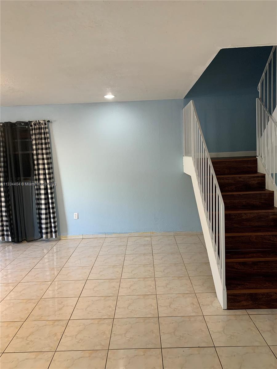 8150 W 8th Ct