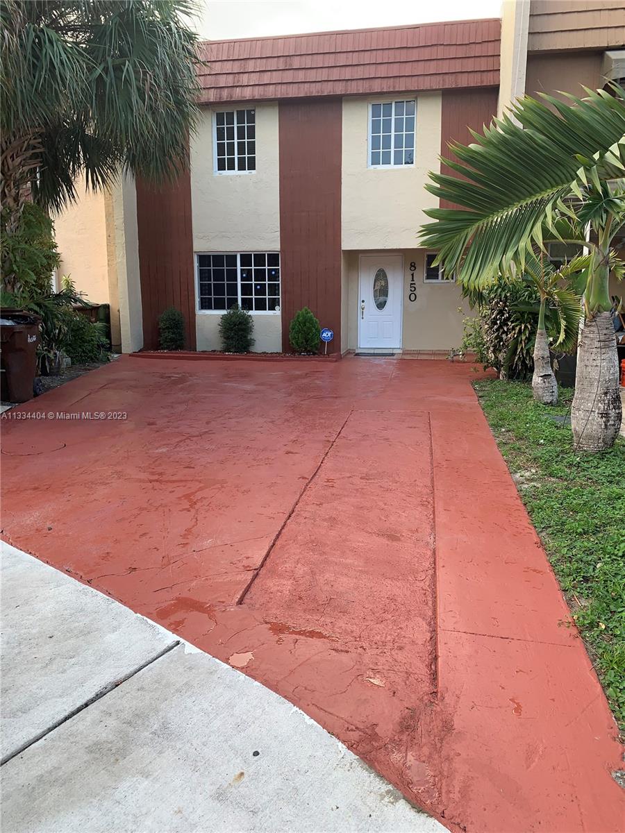8150 W 8th Ct