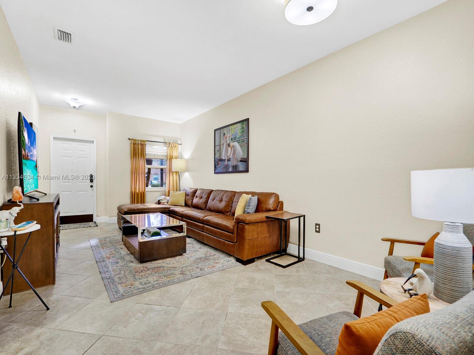 2214 SE 23rd Ave Unit: 2214