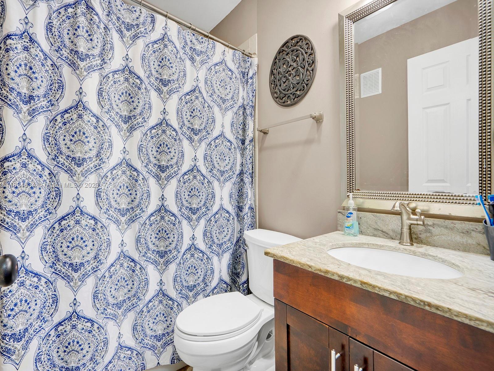 2214 SE 23rd Ave Unit: 2214