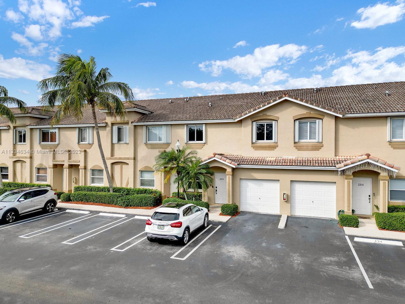 2214 SE 23rd Ave Unit: 2214