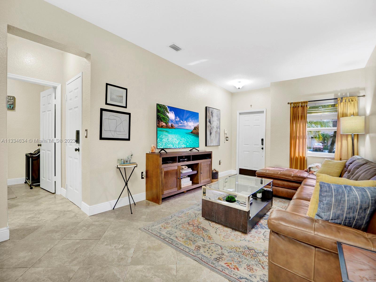 2214 SE 23rd Ave Unit: 2214
