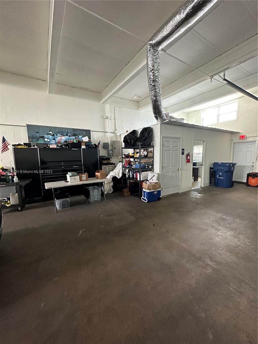 2320 NW 7th Ct