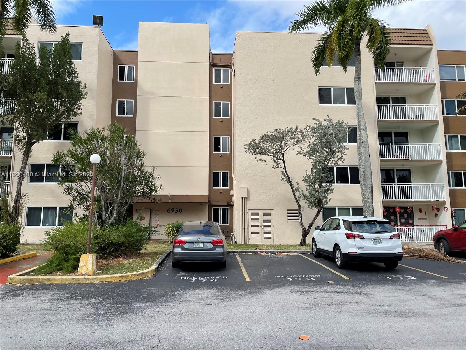 6950 Miami Gardens Dr Unit: 2-508