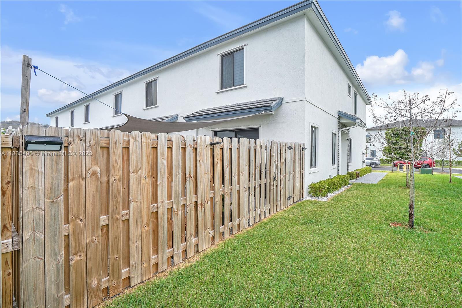 23274 SW 110th Ave Unit: 23274