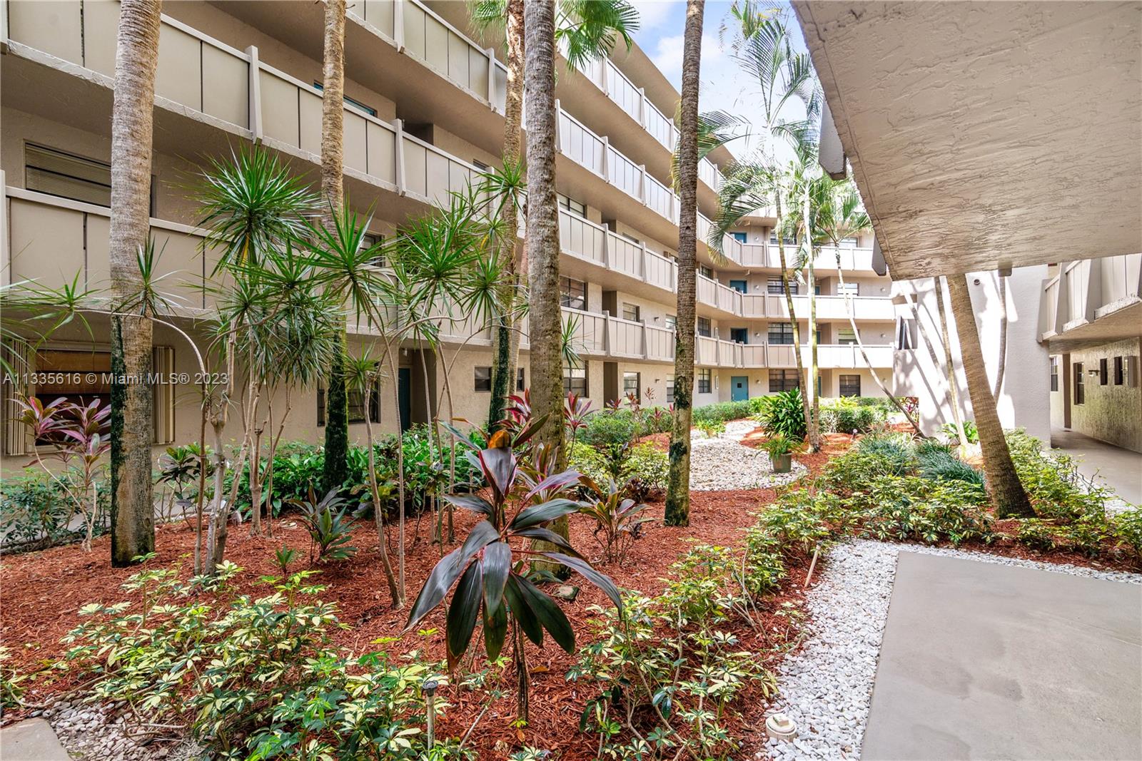 1001 Colony Point Cir Unit: 321