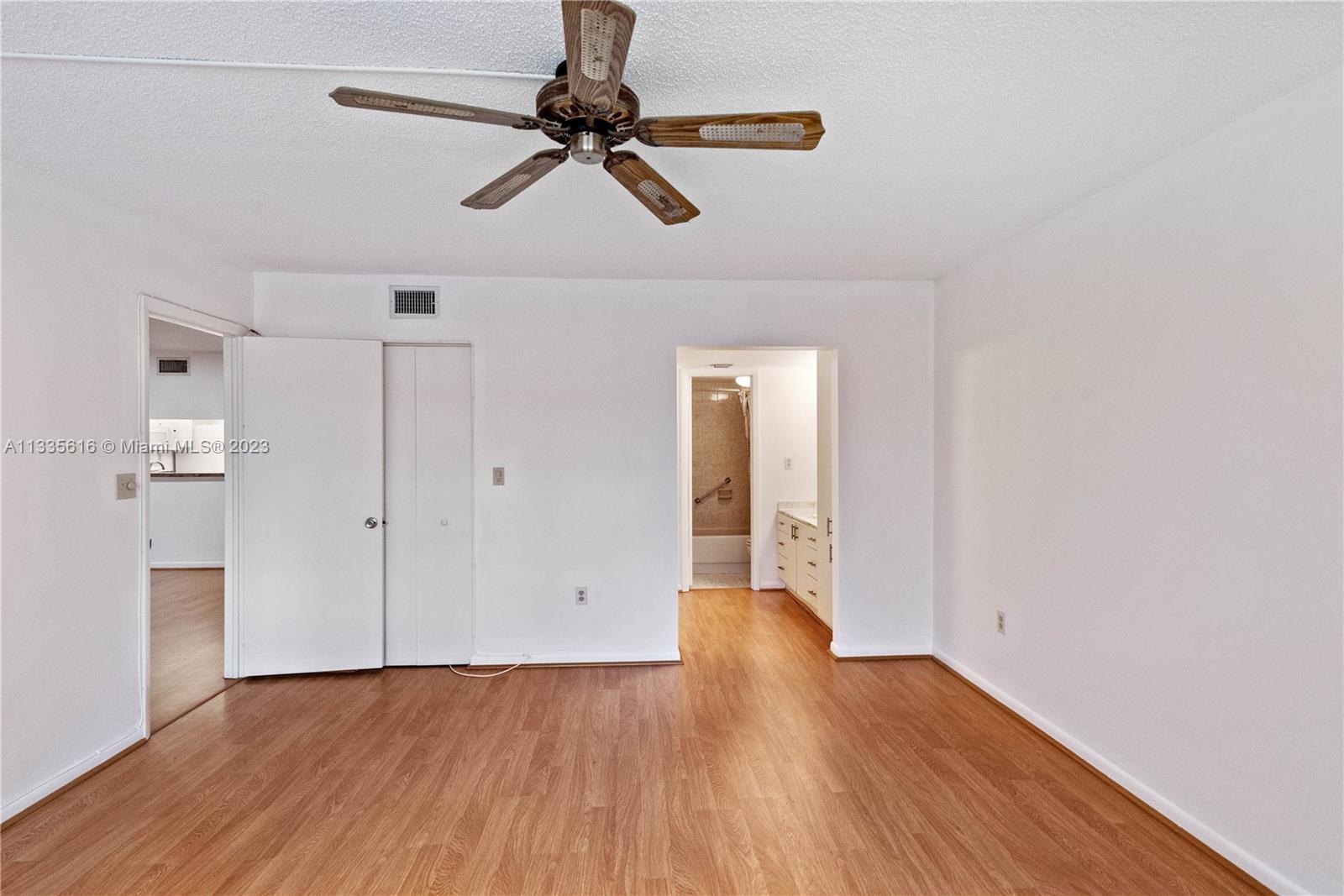1001 Colony Point Cir Unit: 321
