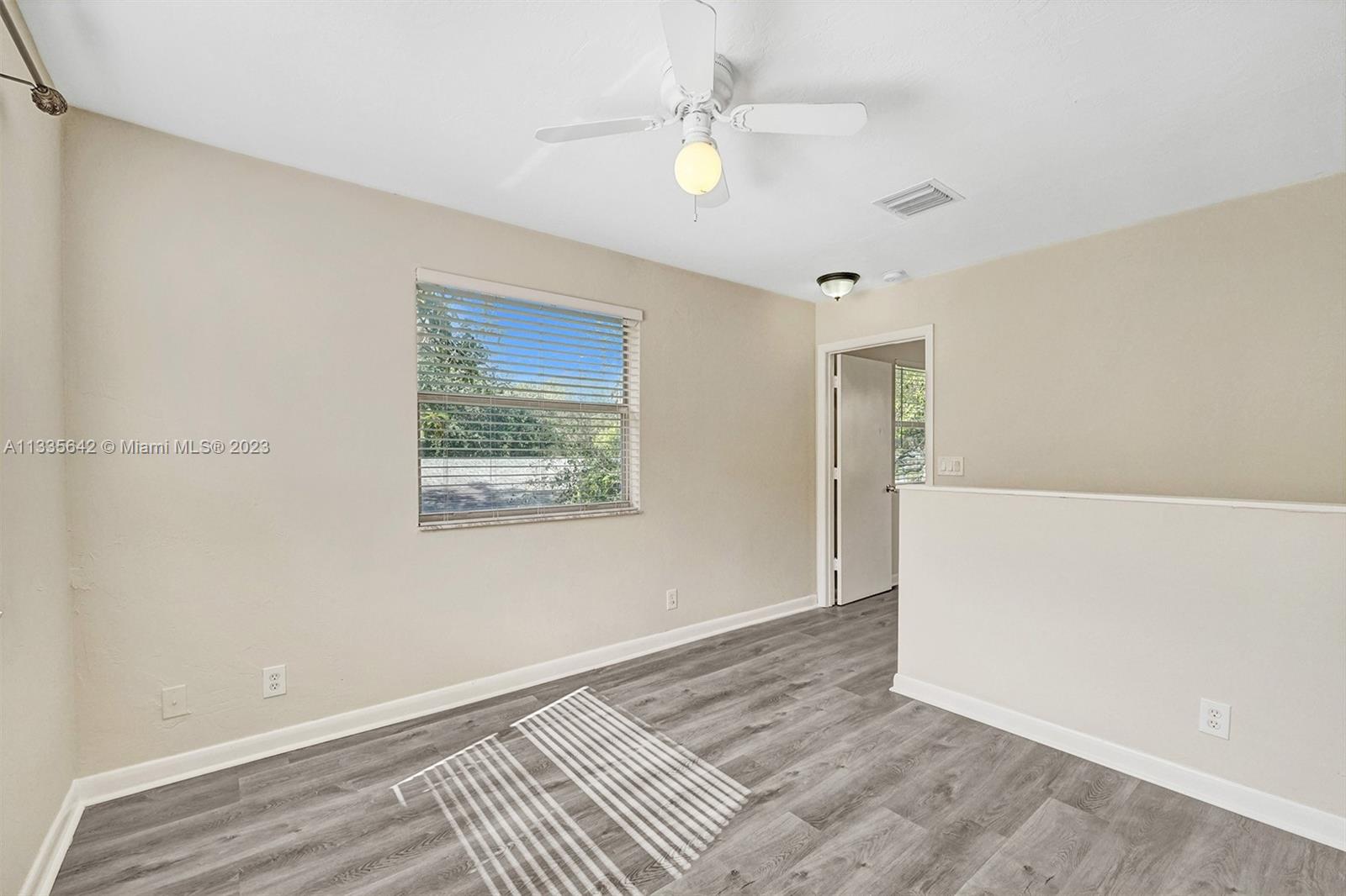 2725 SW 15th Ave Unit: 2