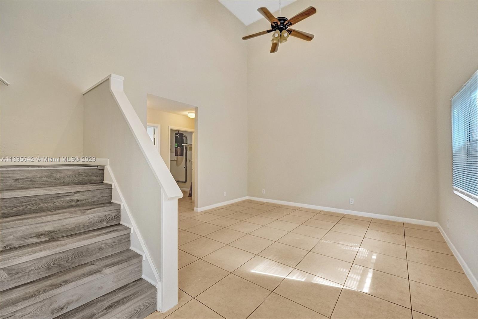 2725 SW 15th Ave Unit: 2