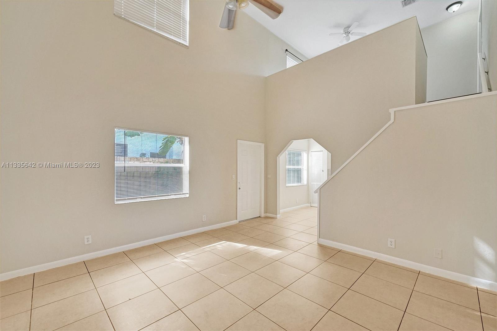 2725 SW 15th Ave Unit: 2