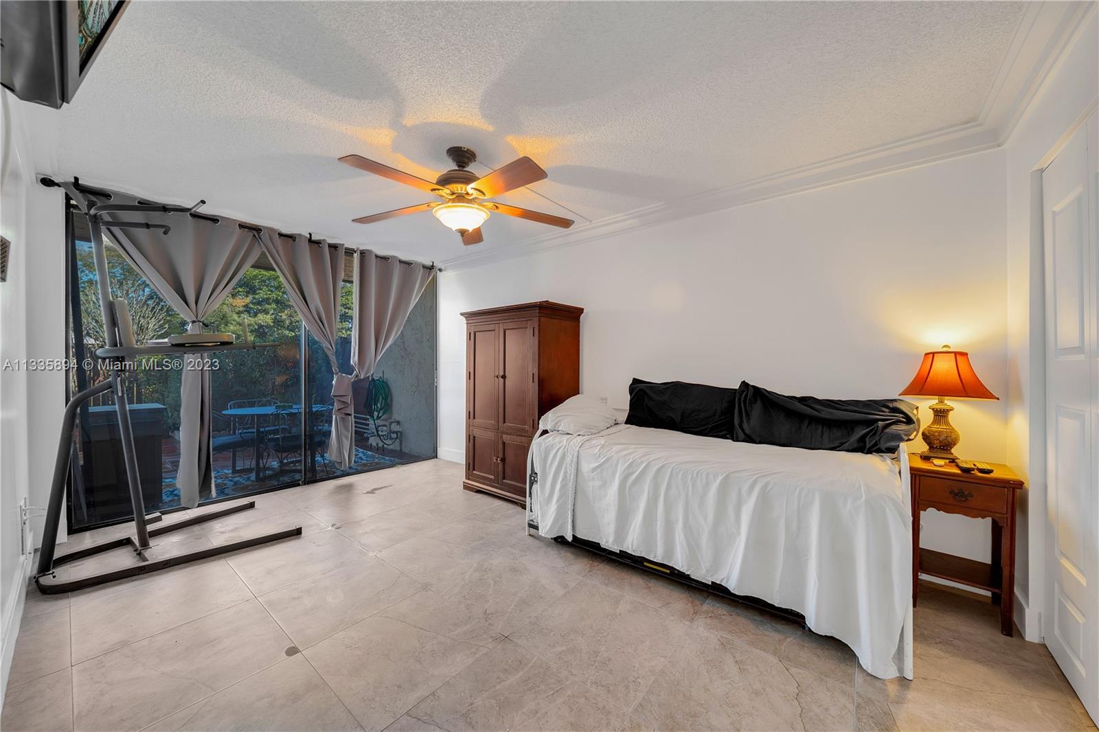 11527 SW 64th St Unit: E82