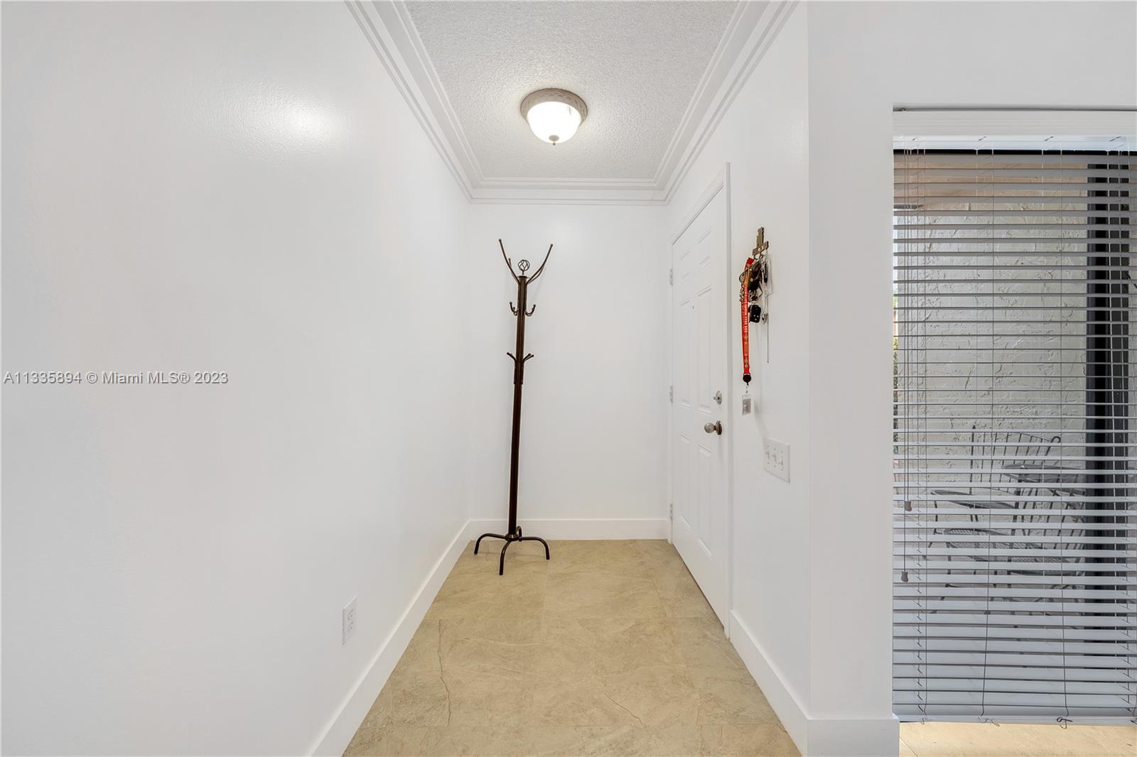11527 SW 64th St Unit: E82