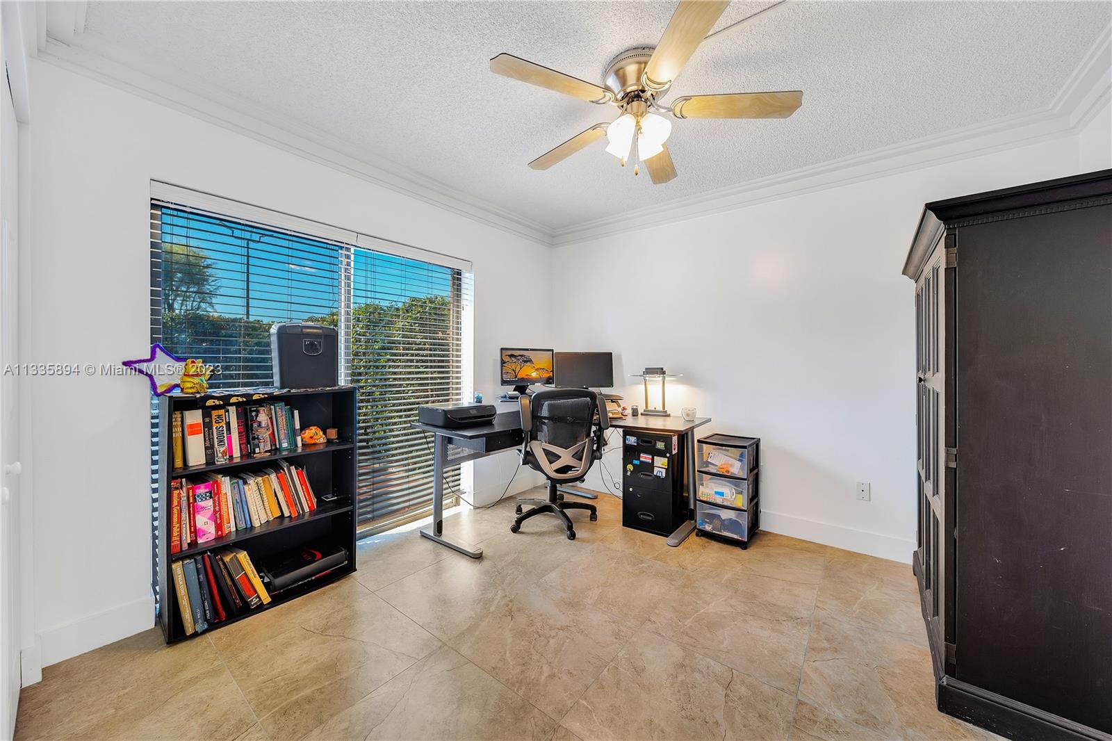 11527 SW 64th St Unit: E82