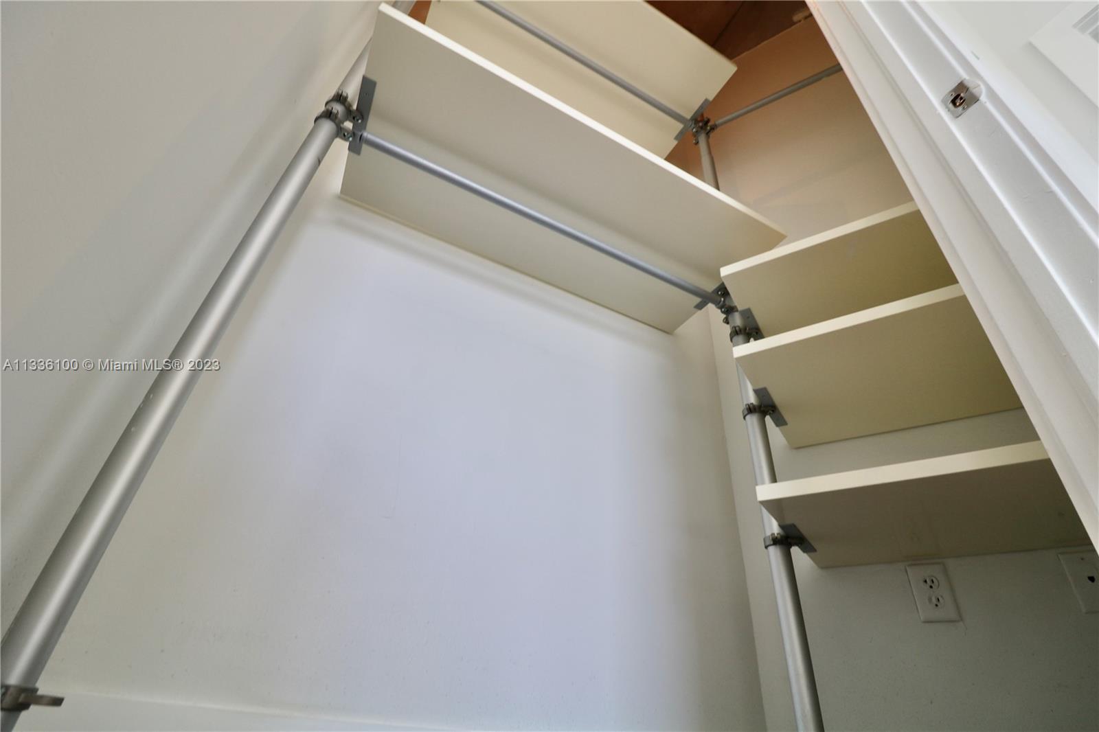 10 SW South River Dr Unit: 706