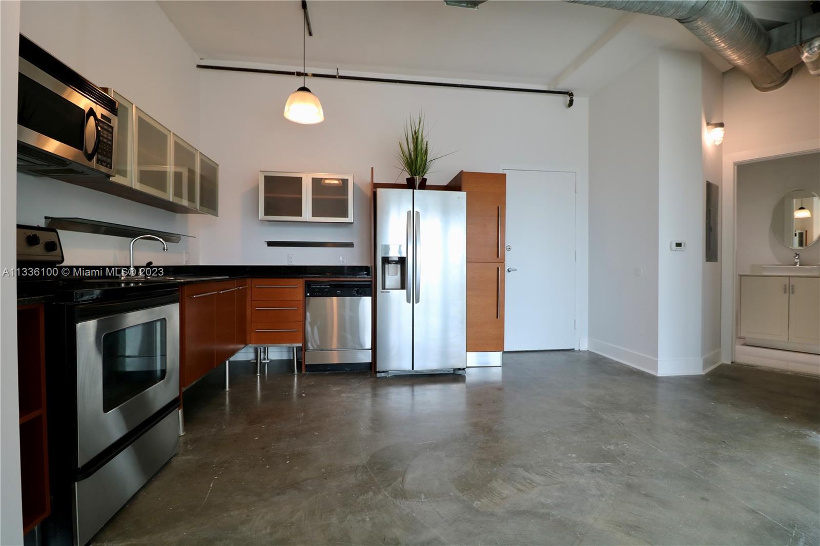 10 SW South River Dr Unit: 706