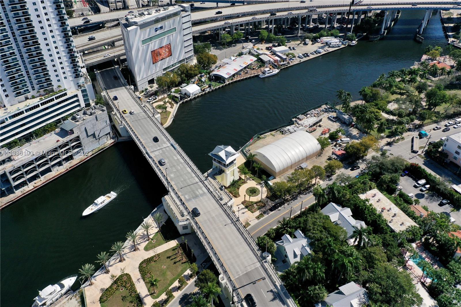 10 SW South River Dr Unit: 706