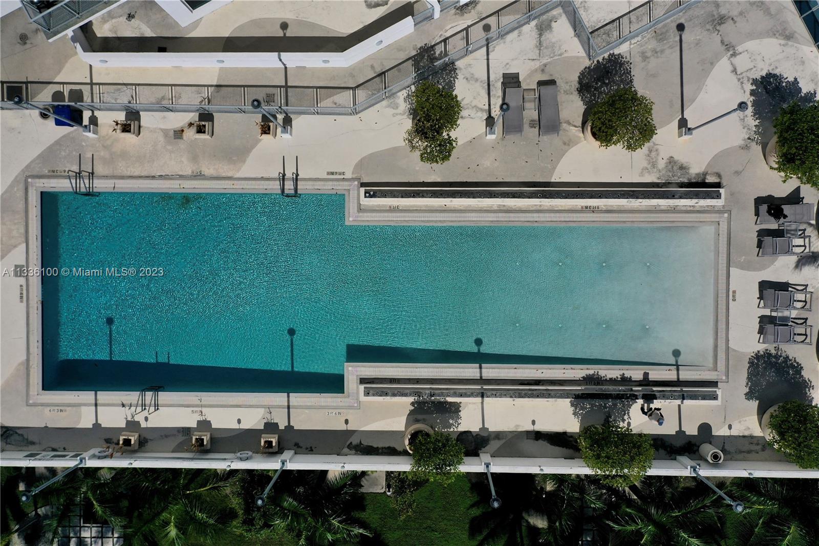 10 SW South River Dr Unit: 706