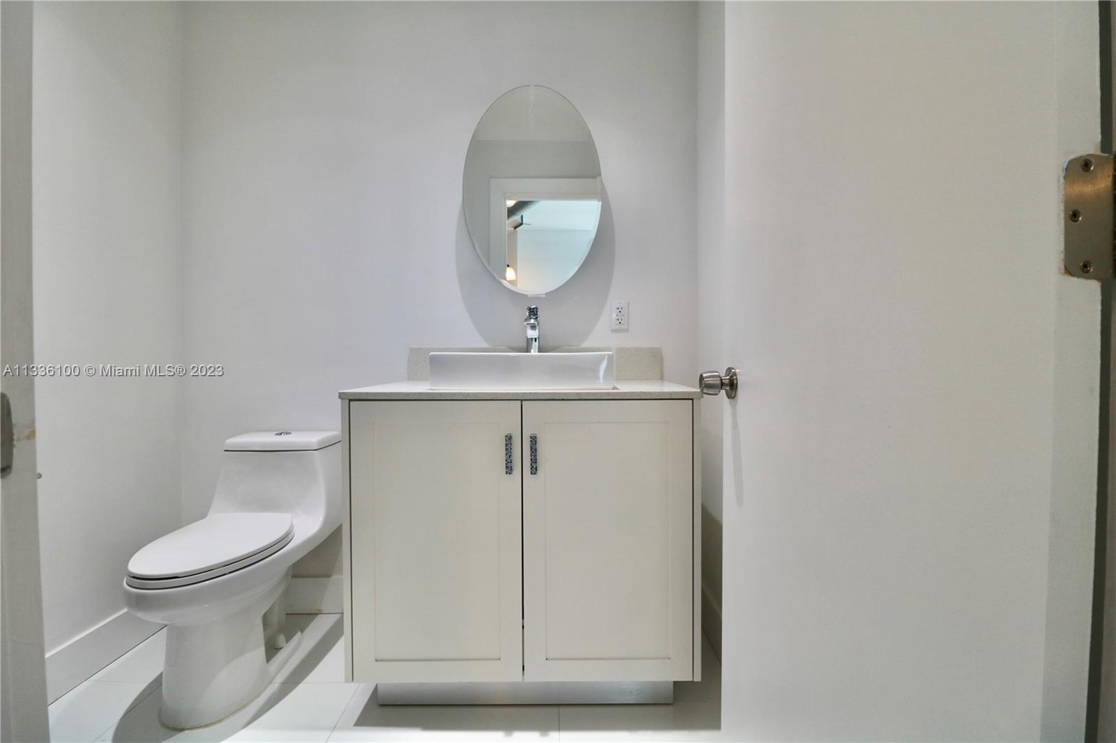 10 SW South River Dr Unit: 706