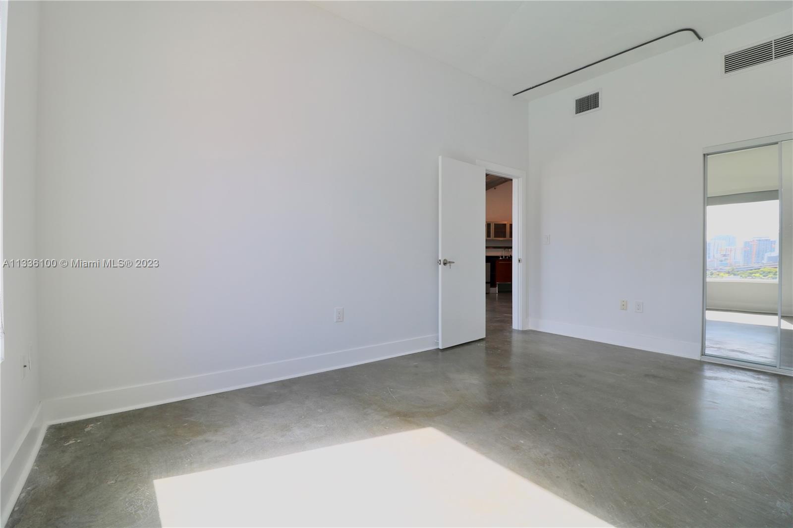 10 SW South River Dr Unit: 706