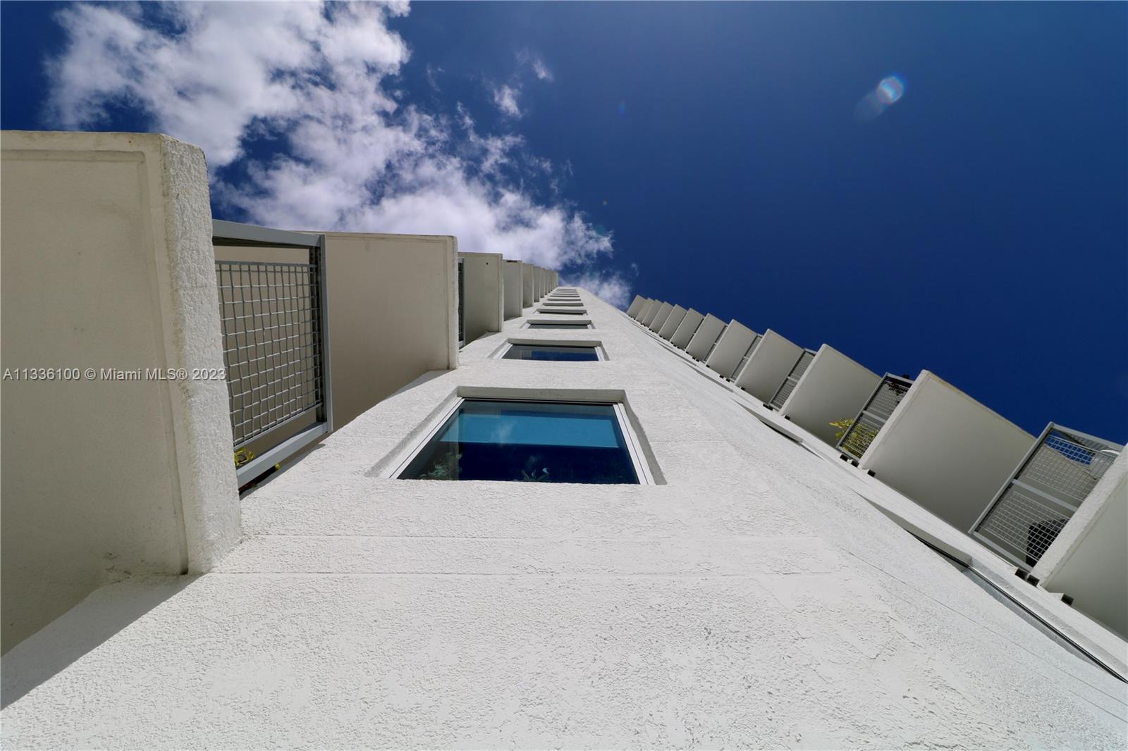 10 SW South River Dr Unit: 706