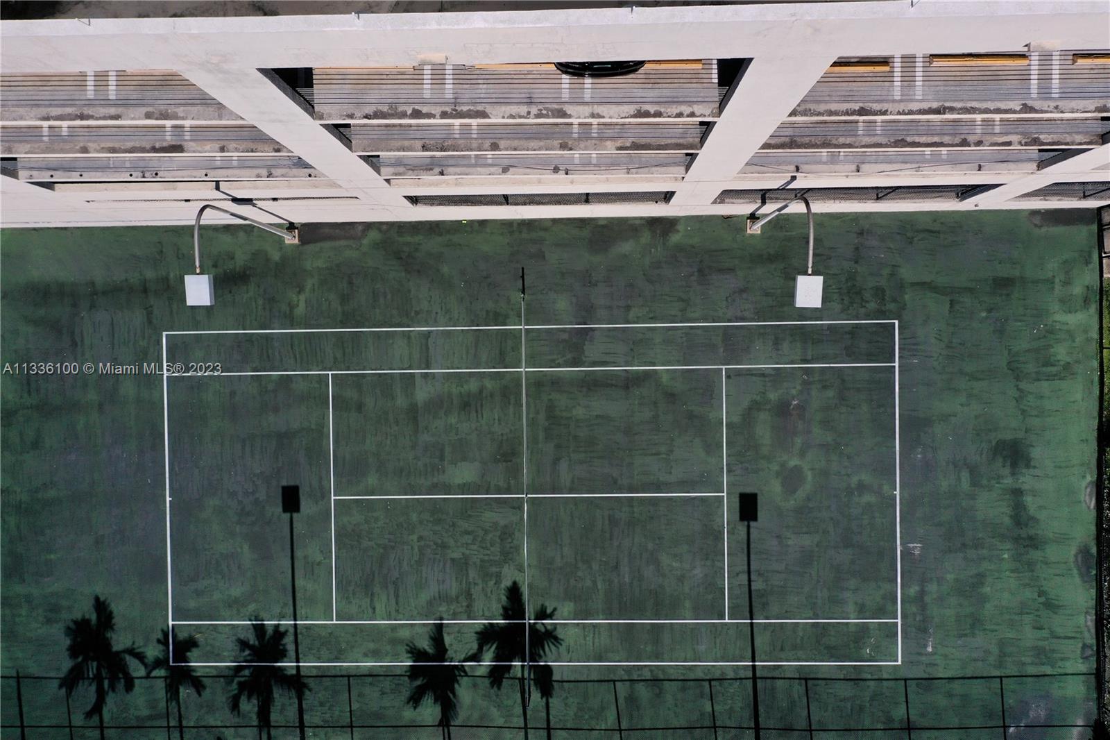 10 SW South River Dr Unit: 706