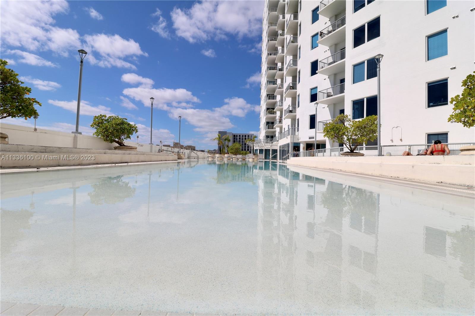 10 SW South River Dr Unit: 706