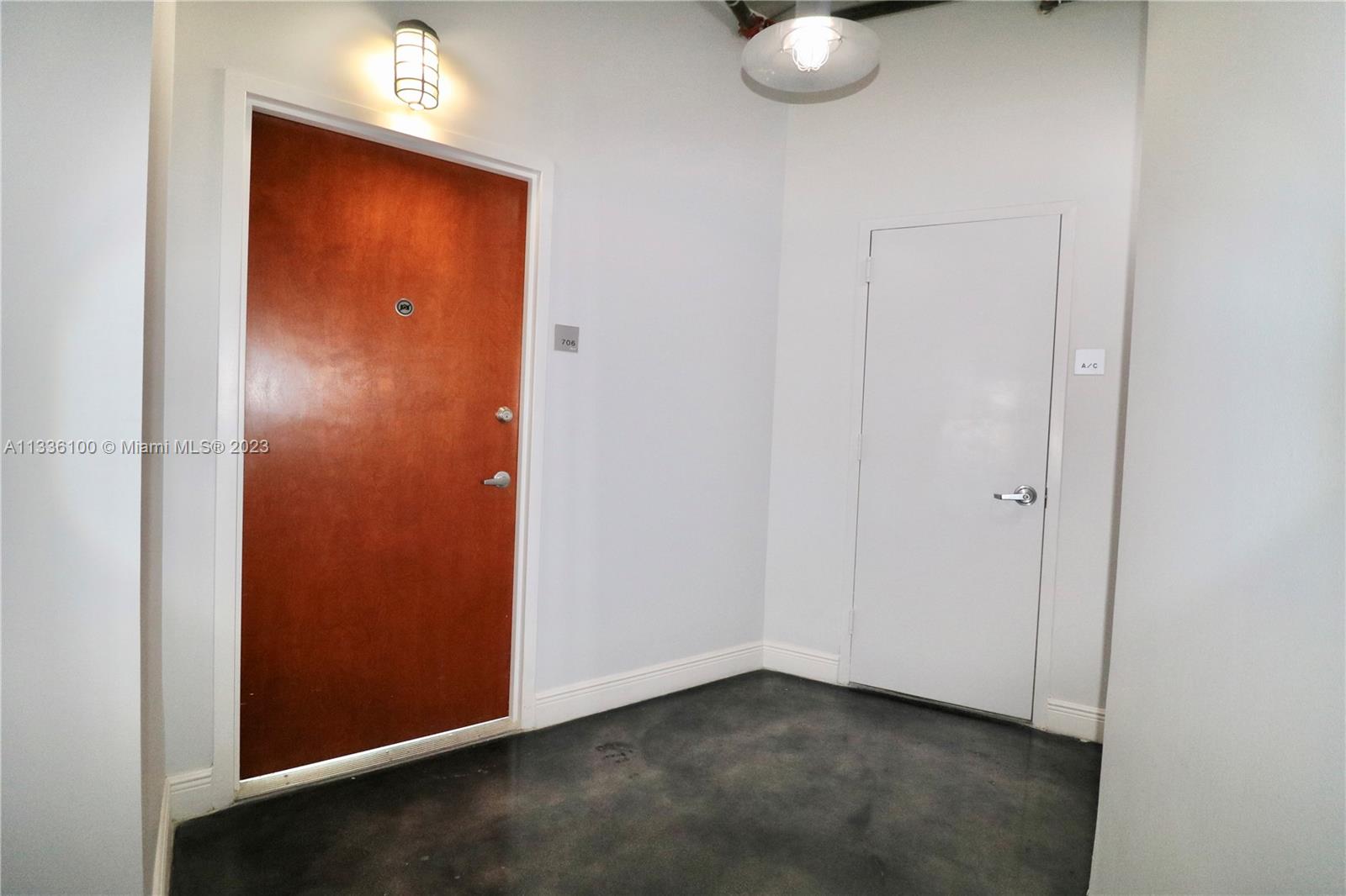 10 SW South River Dr Unit: 706