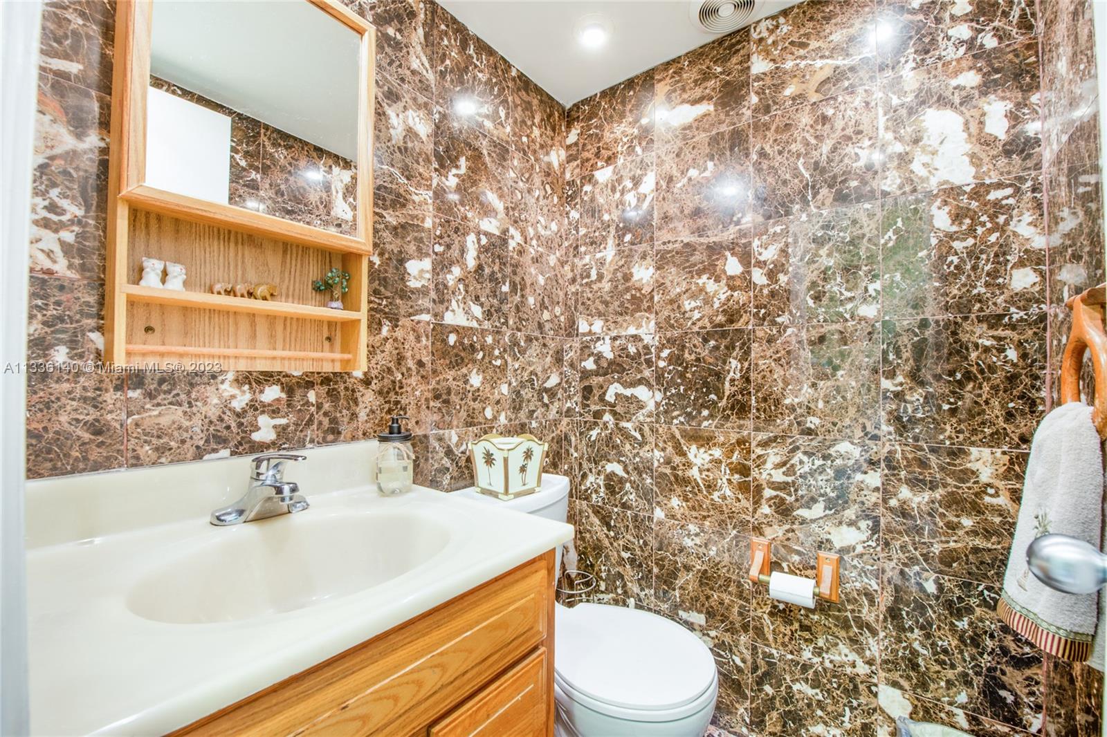 8775 Park Blvd Unit: 112