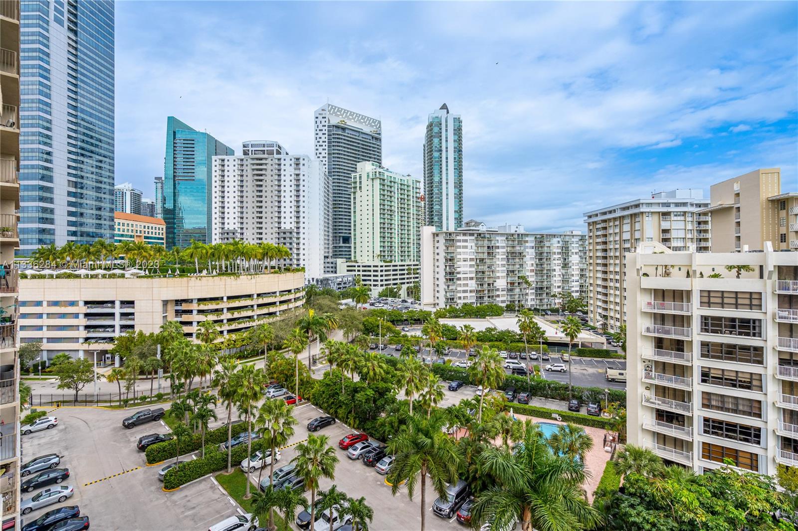 1450 Brickell Bay Dr Unit: 1006
