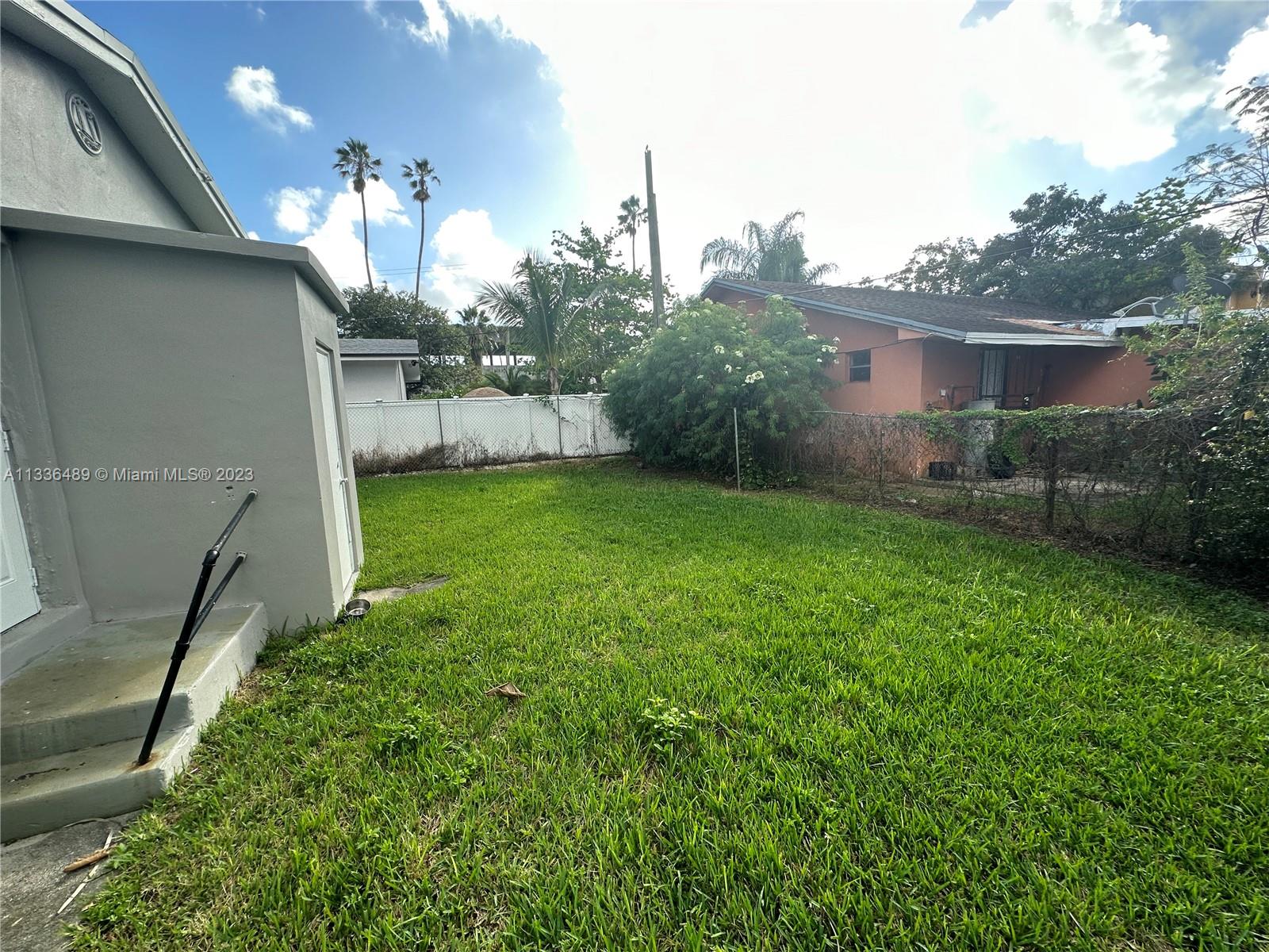 250 NW 82nd Ter