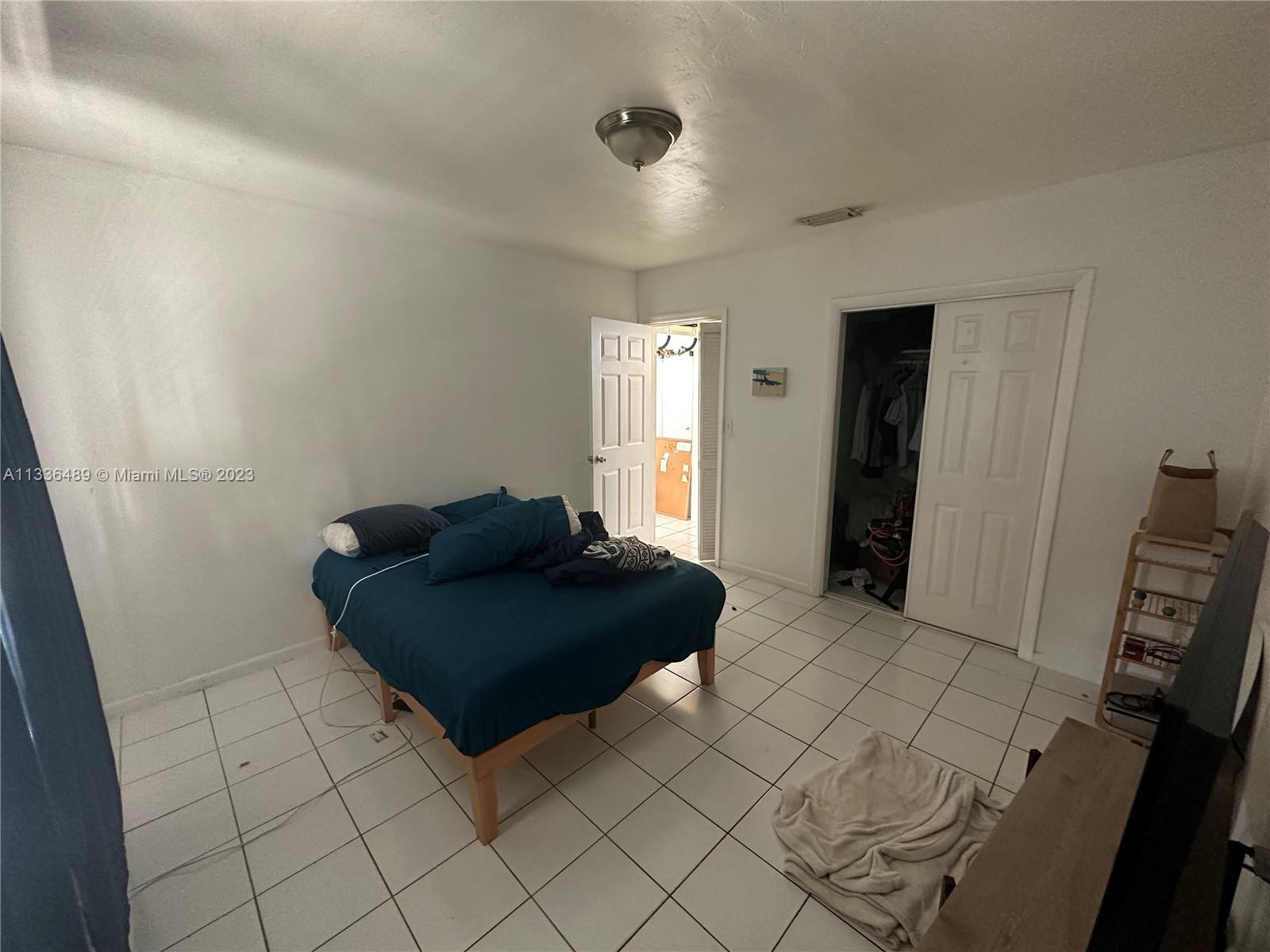 250 NW 82nd Ter