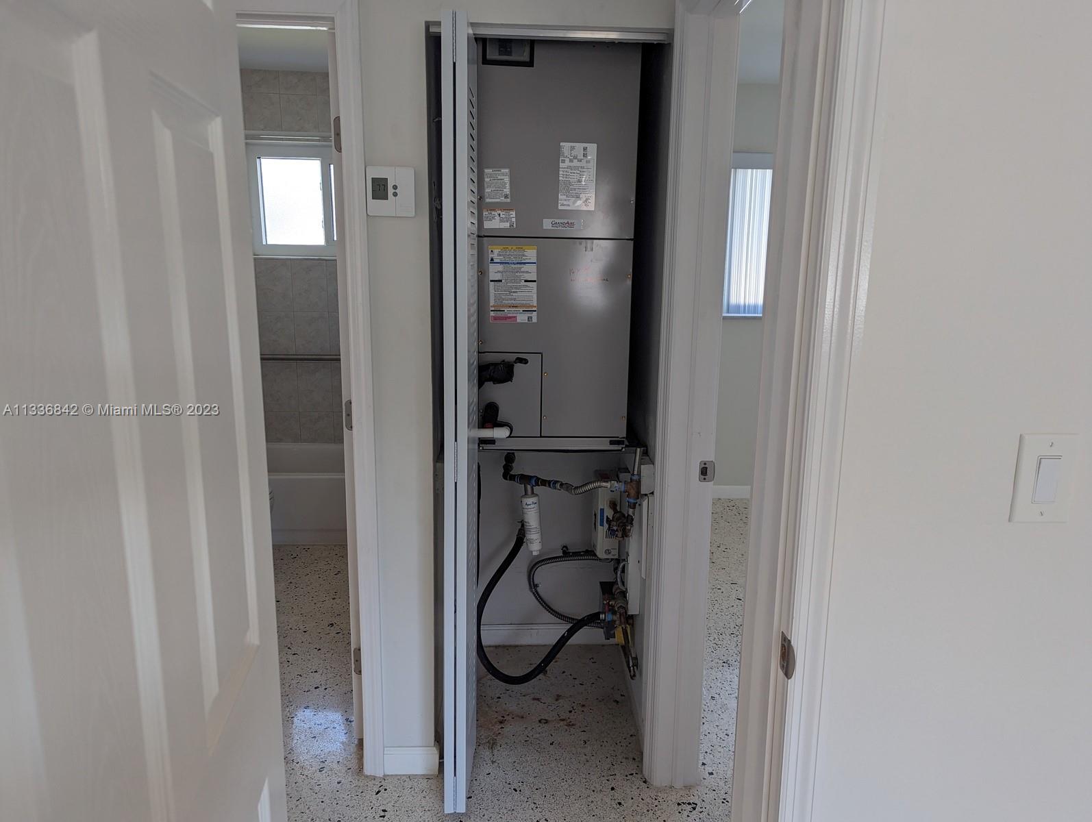 3556 SW 13th Ter Unit: 3556
